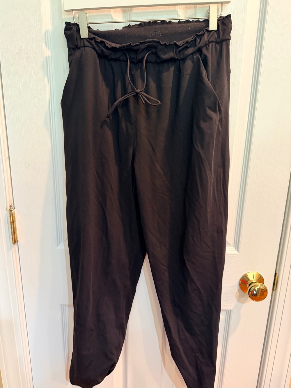 Lululemon Women’s Black Drawstring Dance Joggers Size 6